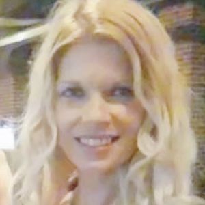 Meet your Posher, Cathy lee